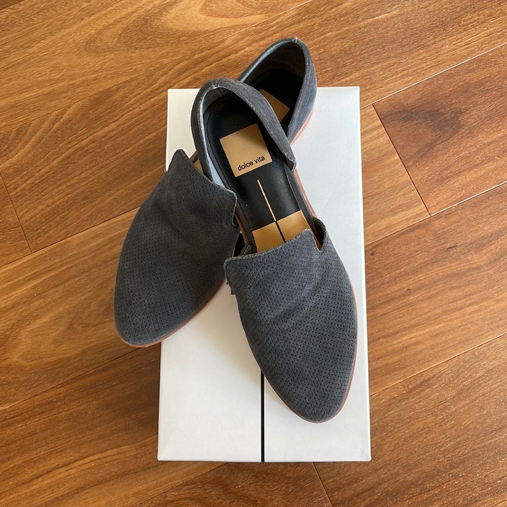 Dolce Vita like new Cody flats size 8